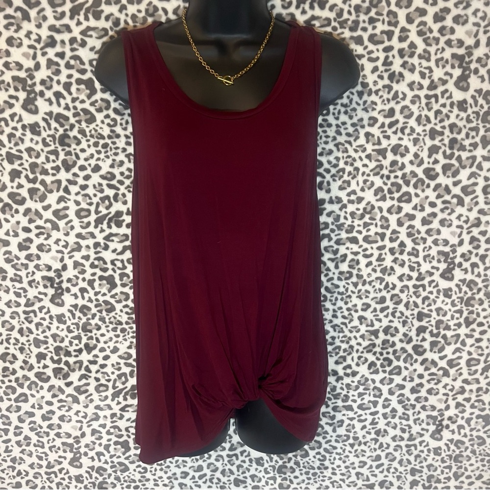Elegant Sleeveless Burgundy Top